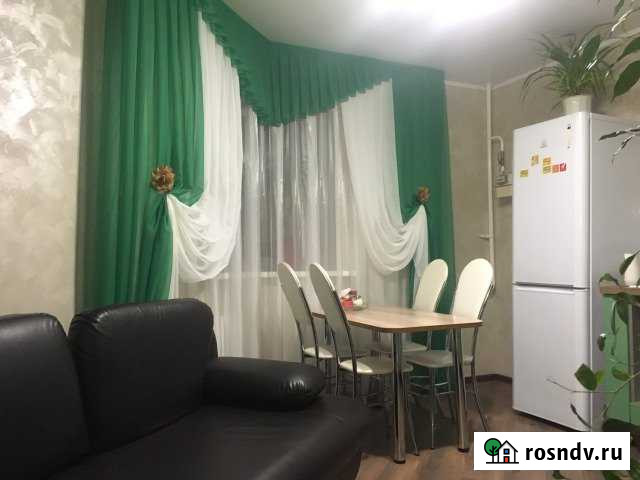 1-комнатная квартира, 54 м², 2/9 эт. в аренду посуточно в Энгельсе Энгельс - изображение 1