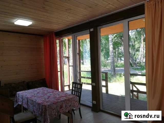 Коттедж 105 м² на участке 40 сот. в аренду посуточно в Миассе Миасс - изображение 1