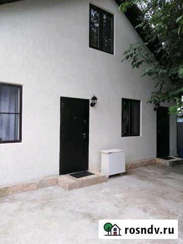 2-комнатная квартира, 60 м², 1/1 эт. в аренду посуточно в Усть-Лабинске Усть-Лабинск - изображение 1