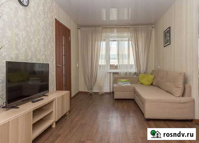 1-комнатная квартира, 40 м², 2/5 эт. в аренду посуточно в Белово Белово - изображение 1