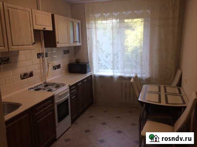 3-комнатная квартира, 75 м², 4/9 эт. в аренду на длительный срок в Симферополе Симферополь - изображение 1