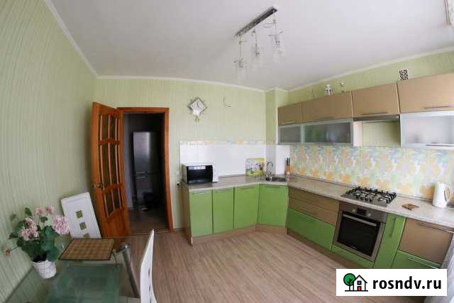 3-комнатная квартира, 100 м², 7/10 эт. в аренду посуточно в Оренбурге Оренбург - изображение 1