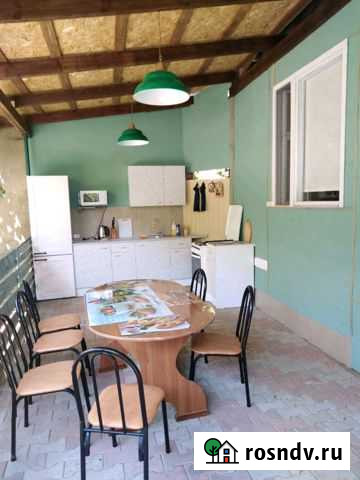 Дом 80 м² на участке 7 сот. в аренду посуточно в Небуге Небуг - изображение 1