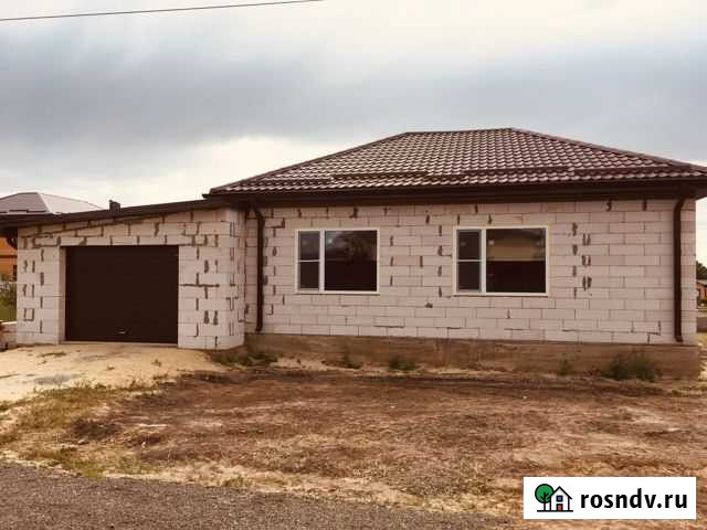 Дом 85 м² на участке 3 сот. на продажу в Миллерово Миллерово - изображение 1