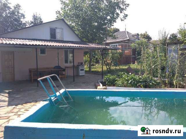 Комната 12 м² в 3-ком. кв., 1/1 эт. в аренду посуточно в Хадыженске Хадыженск - изображение 1