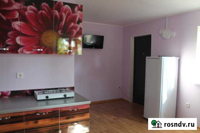 Дом 25 м² на участке 6 сот. в аренду посуточно в Небуге Небуг - изображение 1