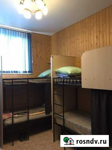 Комната 18 м² в 2-ком. кв., 1/3 эт. в аренду посуточно в Петропавловске-Камчатском Петропавловск-Камчатский - изображение 1