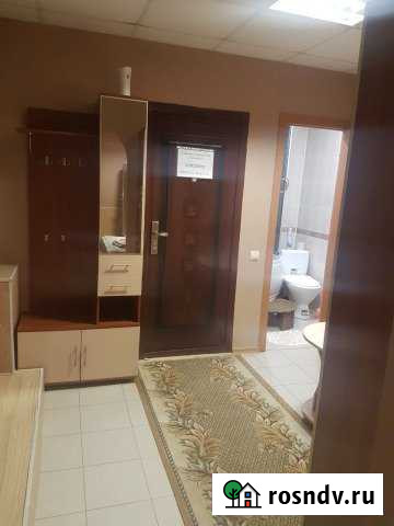 Комната 15 м² в 4-ком. кв., 1/3 эт. в аренду посуточно в Благовещенске Благовещенск - изображение 1