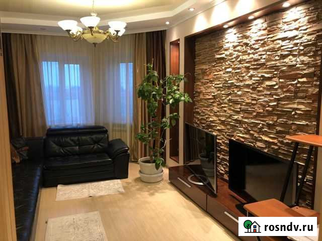 3-комнатная квартира, 72 м², 6/9 эт. в аренду на длительный срок в Мегионе Мегион - изображение 1