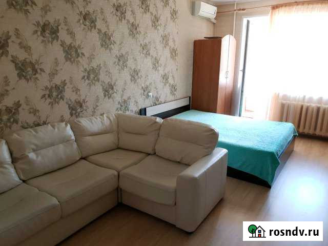 1-комнатная квартира, 35 м², 4/10 эт. в аренду посуточно в Балаково Балаково - изображение 1