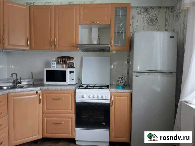 1-комнатная квартира, 33 м², 1/2 эт. в аренду посуточно в Салехарде Салехард - изображение 1