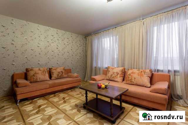 3-комнатная квартира, 80 м², 3/10 эт. в аренду посуточно в Екатеринбурге Екатеринбург - изображение 1