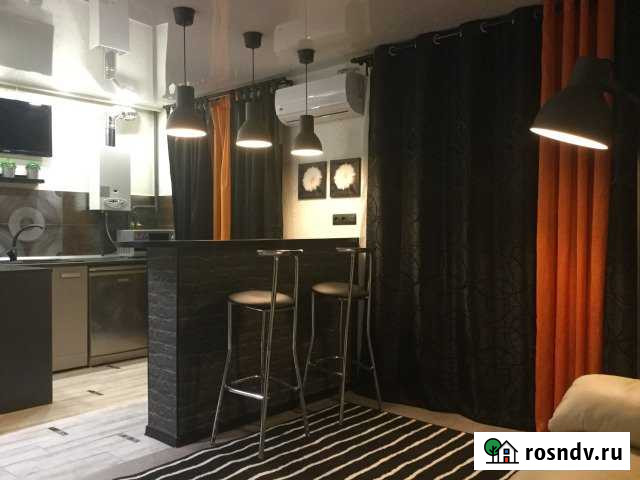 Квартира-студия, 32 м², 3/5 эт. в аренду посуточно в Дзержинске Дзержинск - изображение 1