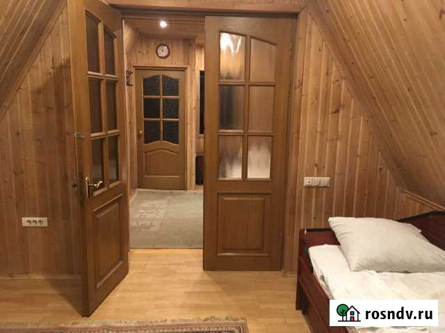 Комната 15 м² в 3-ком. кв., 2/2 эт. в аренду посуточно в Апрелевке Апрелевка - изображение 1