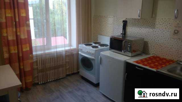 1-комнатная квартира, 36 м², 4/5 эт. в аренду посуточно в Барабинске Барабинск - изображение 1