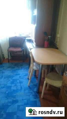 Комната 92 м² в 5-ком. кв., 2/5 эт. на продажу в Мурманске Мурманск - изображение 1