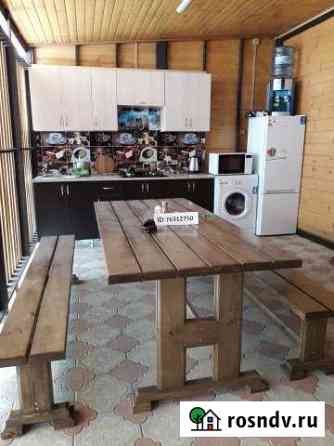 Коттедж 76 м² на участке 1.5 сот. в аренду посуточно в Голубицкой Голубицкая