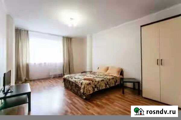 1-комнатная квартира, 40 м², 2/10 эт. в аренду посуточно в Рузаевке Рузаевка - изображение 1