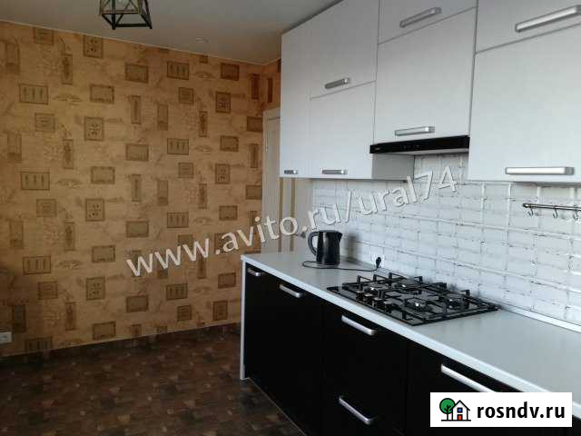 3-комнатная квартира, 90 м², 8/10 эт. на продажу в Чебаркуле Чебаркуль - изображение 1