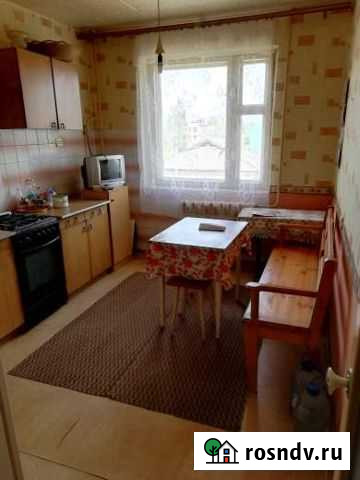 3-комнатная квартира, 63 м², 2/5 эт. на продажу в Крестцах Крестцы - изображение 1