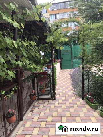 Комната 15 м² в 1-ком. кв., 1/1 эт. в аренду посуточно в Небуге Небуг - изображение 1