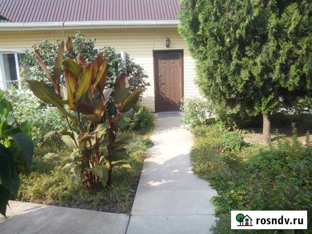 Дом 62 м² на участке 4 сот. в аренду посуточно в Приморско-Ахтарске Приморско-Ахтарск - изображение 1