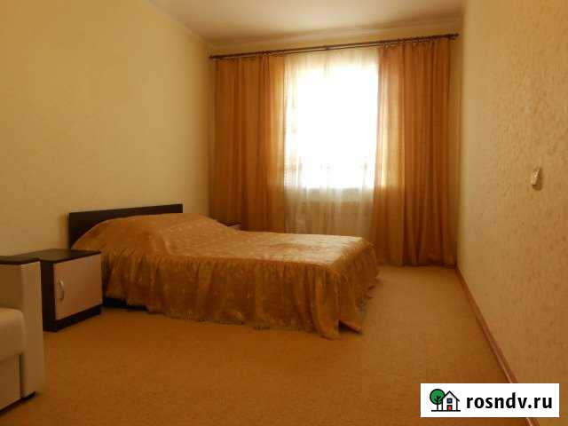 Коттедж 70 м² на участке 1 сот. в аренду посуточно в Евпатории Евпатория - изображение 1