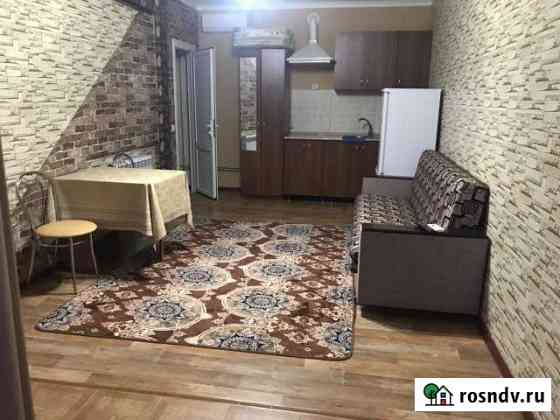 Комната 30 м² в 1-ком. кв., 2/3 эт. в аренду посуточно в Избербаше Избербаш