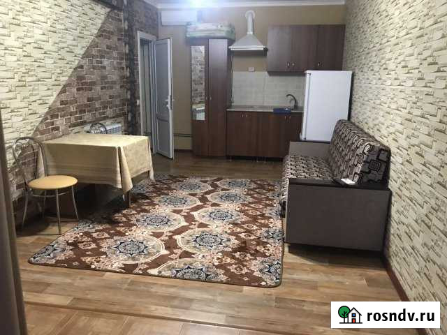 Комната 30 м² в 1-ком. кв., 2/3 эт. в аренду посуточно в Избербаше Избербаш - изображение 1