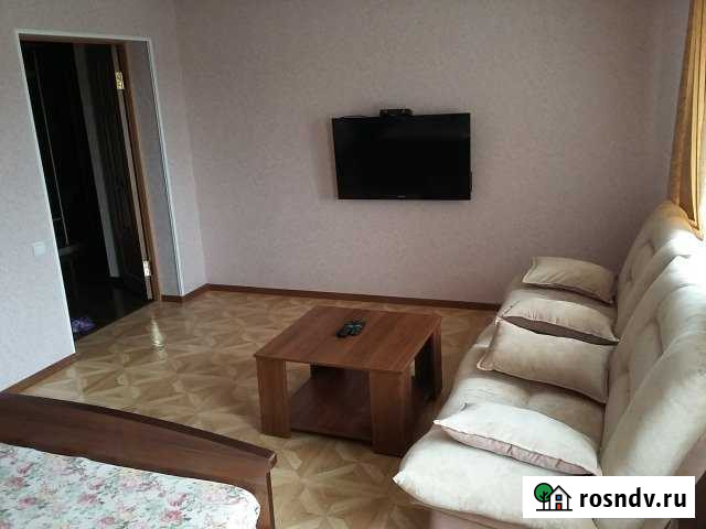 2-комнатная квартира, 95 м², 3/10 эт. в аренду посуточно во Владикавказе Владикавказ - изображение 1