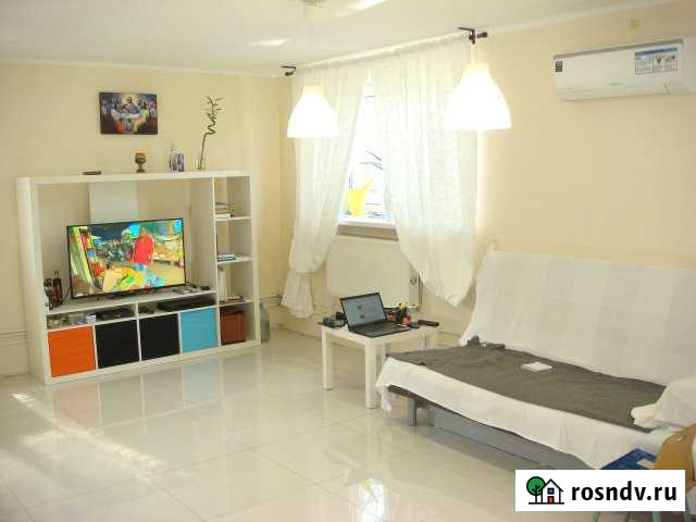 Дом 200 м² на участке 8 сот. в аренду посуточно в Супсехе Супсех - изображение 1