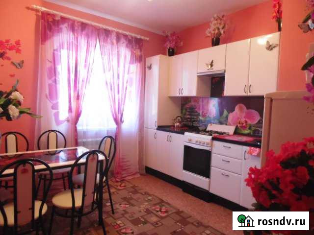 1-комнатная квартира, 49 м², 2/5 эт. в аренду посуточно в Ростове Ростов - изображение 1