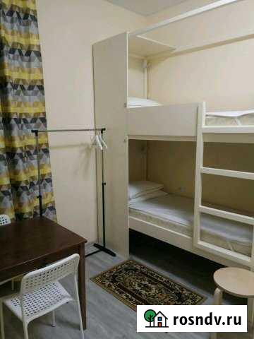 Комната 20 м² в 3-ком. кв., 1/25 эт. в аренду посуточно в Химках Химки - изображение 1