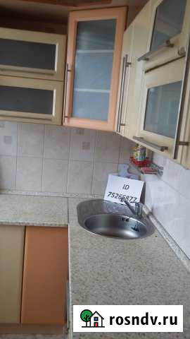 2-комнатная квартира, 50 м², 4/5 эт. в аренду посуточно в Киришах Кириши - изображение 1