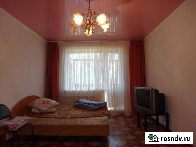 1-комнатная квартира, 35 м², 2/10 эт. в аренду посуточно в Бийске Бийск - изображение 1