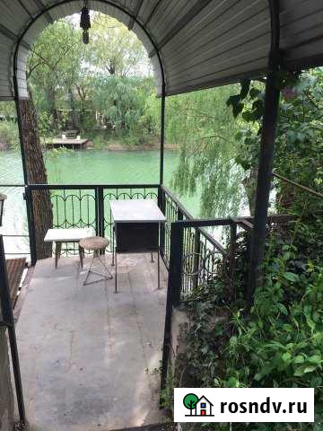 Дом 300 м² на участке 8 сот. в аренду посуточно в Краснодаре Краснодар - изображение 1