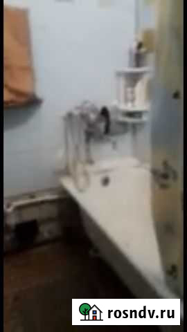 Комната 28 м² в 2-ком. кв., 1/4 эт. на продажу в Войсковицах Войсковицы - изображение 1