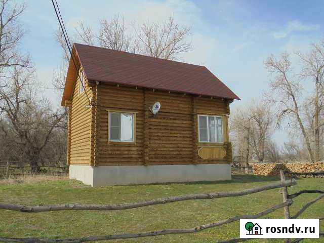 Коттедж 80 м² на участке 1 сот. в аренду посуточно в Ахтубинске Ахтубинск - изображение 1