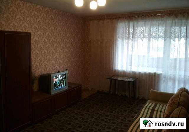 1-комнатная квартира, 33 м², 2/4 эт. в аренду посуточно в Артеме Артем - изображение 1