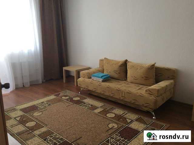 2-комнатная квартира, 50 м², 5/10 эт. в аренду посуточно в Каменске-Уральском Каменск-Уральский - изображение 1