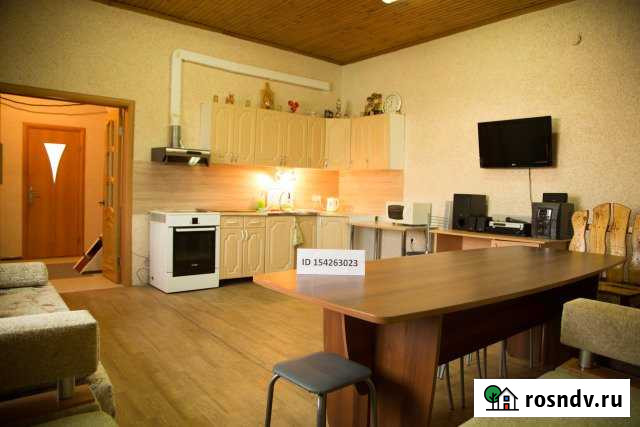 Дом 168 м² на участке 6 сот. в аренду посуточно в Тюмени Тюмень - изображение 1