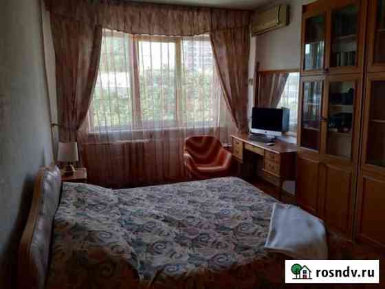 Комната 14 м² в 3-ком. кв., 9/9 эт. в аренду посуточно в Ялте Ялта