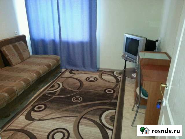 Комната 12 м² в 2-ком. кв., 2/9 эт. в аренду на длительный срок в Нижневартовске Нижневартовск - изображение 1