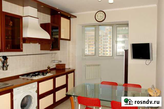 3-комнатная квартира, 70 м², 5/10 эт. в аренду посуточно в Казани Казань - изображение 1