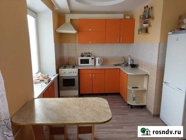 3-комнатная квартира, 60 м², 5/5 эт. в аренду посуточно в Сатке Сатка - изображение 1