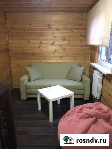 Дом 60 м² на участке 6 сот. в аренду посуточно во Всеволожске Всеволожск - изображение 1