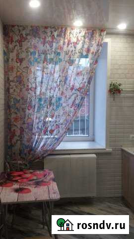 1-комнатная квартира, 30 м², 1/3 эт. в аренду посуточно в Вышнем Волочке Вышний Волочек - изображение 1