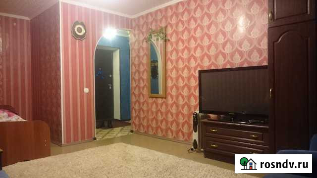 1-комнатная квартира, 38 м², 4/10 эт. в аренду посуточно в Нижнекамске Нижнекамск - изображение 1