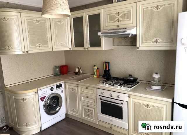 2-комнатная квартира, 75 м², 4/10 эт. в аренду посуточно в Каспийске Каспийск - изображение 1