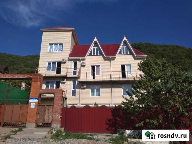 Коттедж 200 м² на участке 6 сот. в аренду посуточно в Небуге Небуг - изображение 1